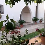 Maria's Place Polis